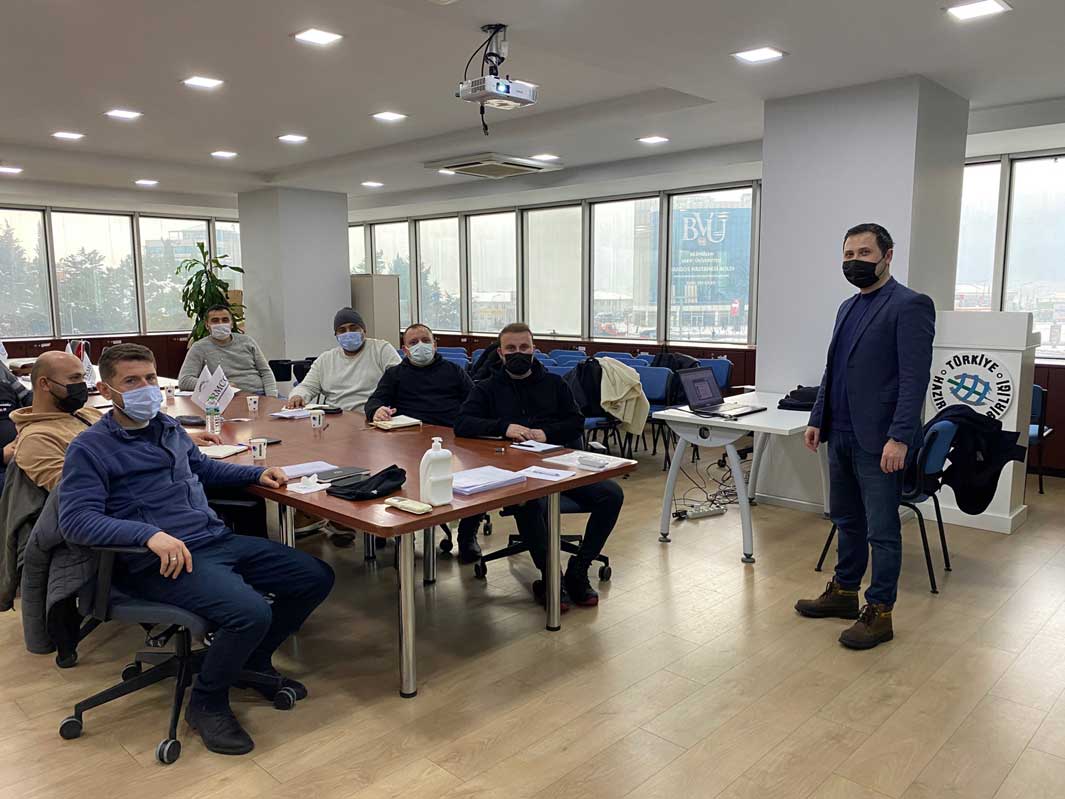 Depreme Dayanıklı Yapılarda Beton ve Betonarme Deneyleri” kursumuzu İstanbul’da düzenledik
